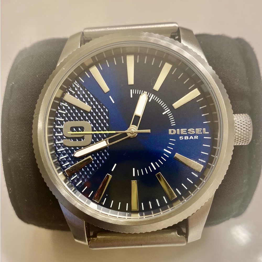 Disel men watch